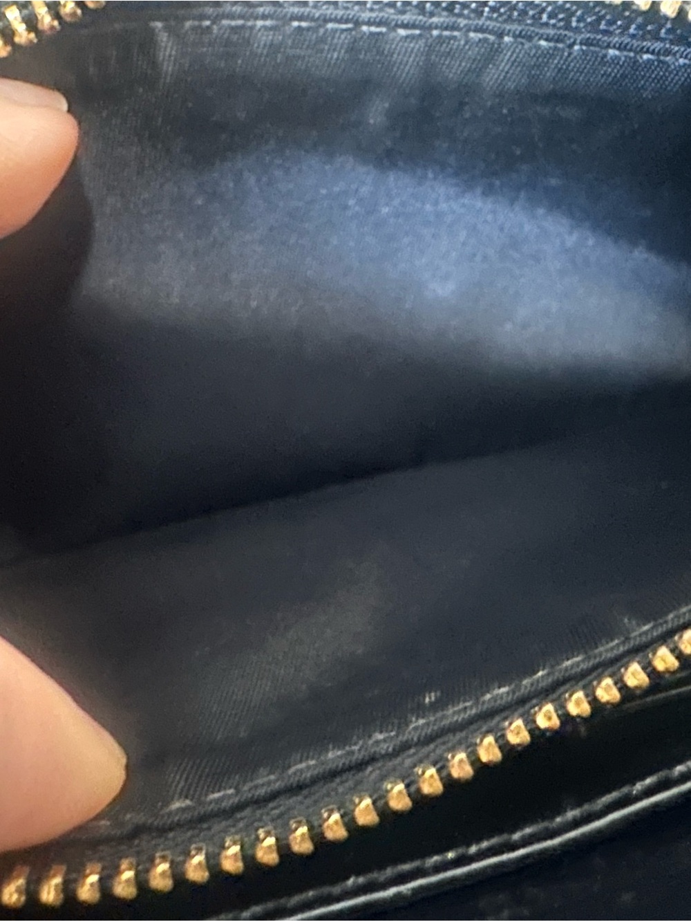 Tory Burch With Paper Work Black Patent Leather Zip Wallet - Picture 5 of 13